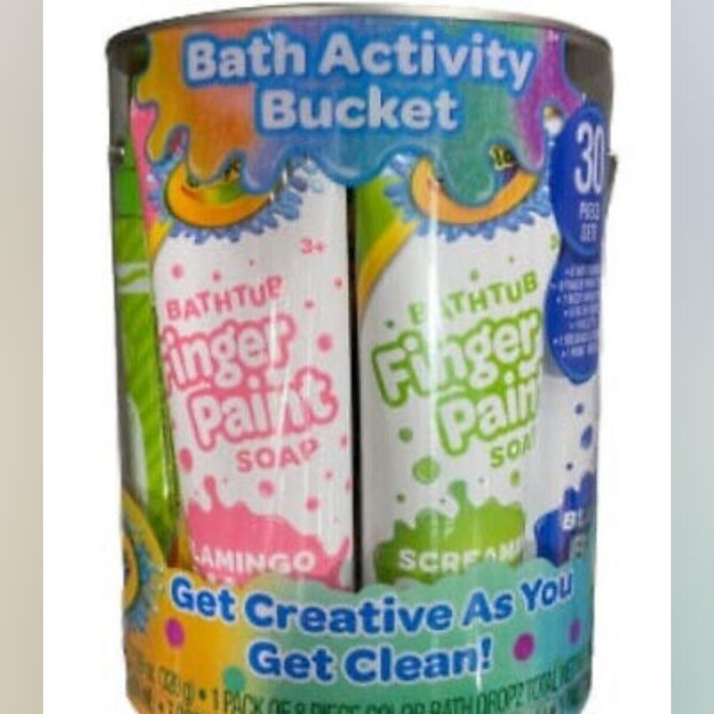 Crayola Bath Activity Bucket, Variety Pack, 30 Count Perfect for Easter!